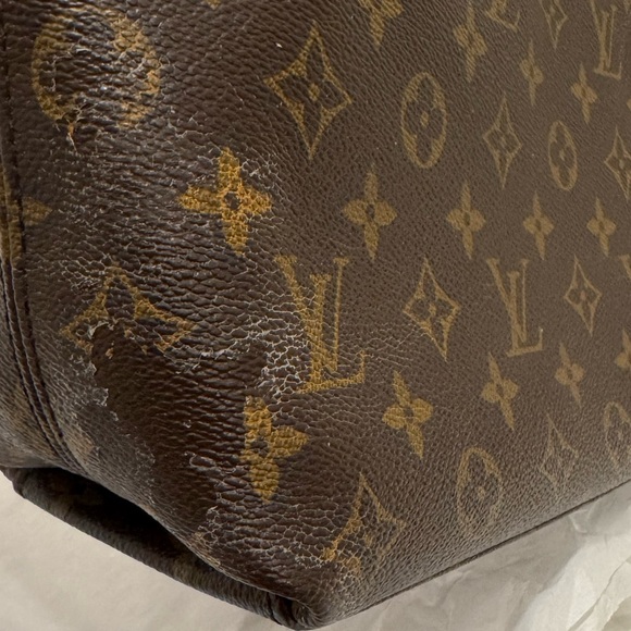 LOUIS VUITTON TULLERIES - Picture 15 of 15